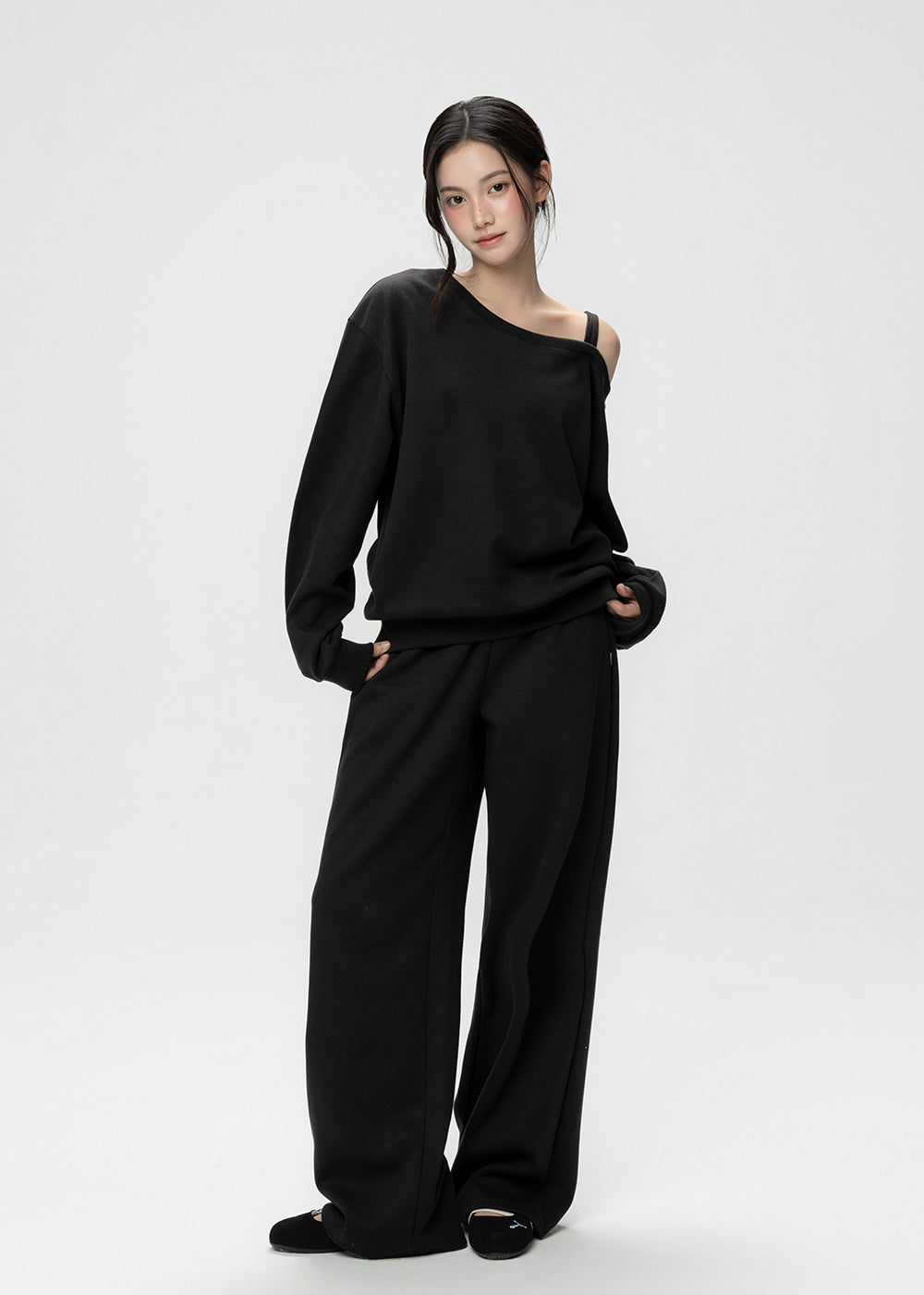 One-Shoulder Strap Sweatshirt